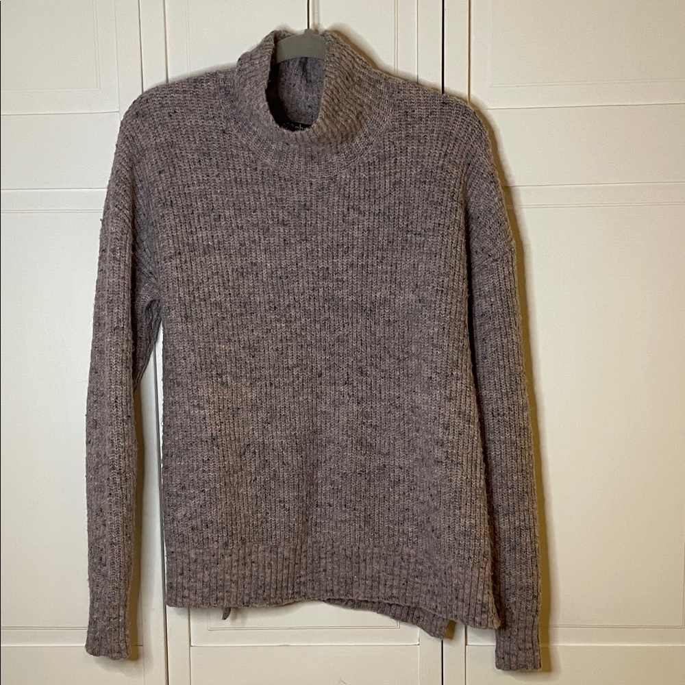 Cozy and Warm Gray and Purple Sherpa Adventure Gear Turtleneck Sweater Sz L